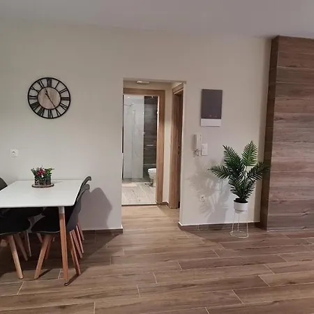 Markellas Apartment Ampavris Exterior photo